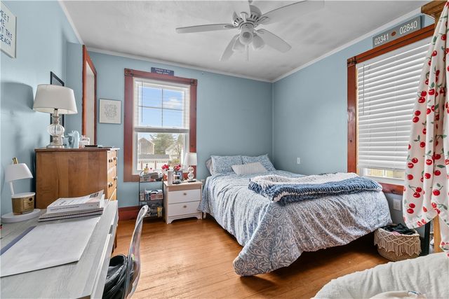 31 W Narragansett Avenue 2, Newport, RI 02840