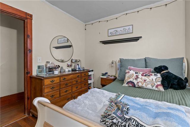 31 W Narragansett Avenue 2, Newport, RI 02840