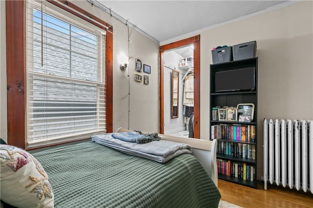 31 W Narragansett Avenue 2, Newport, RI 02840