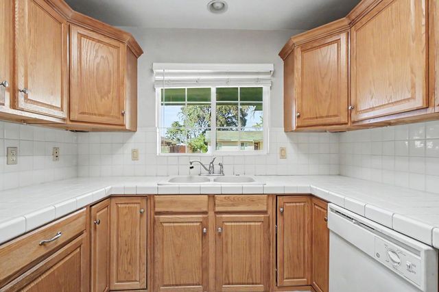 3608 Mc Cain Way, North Highlands, CA 95660