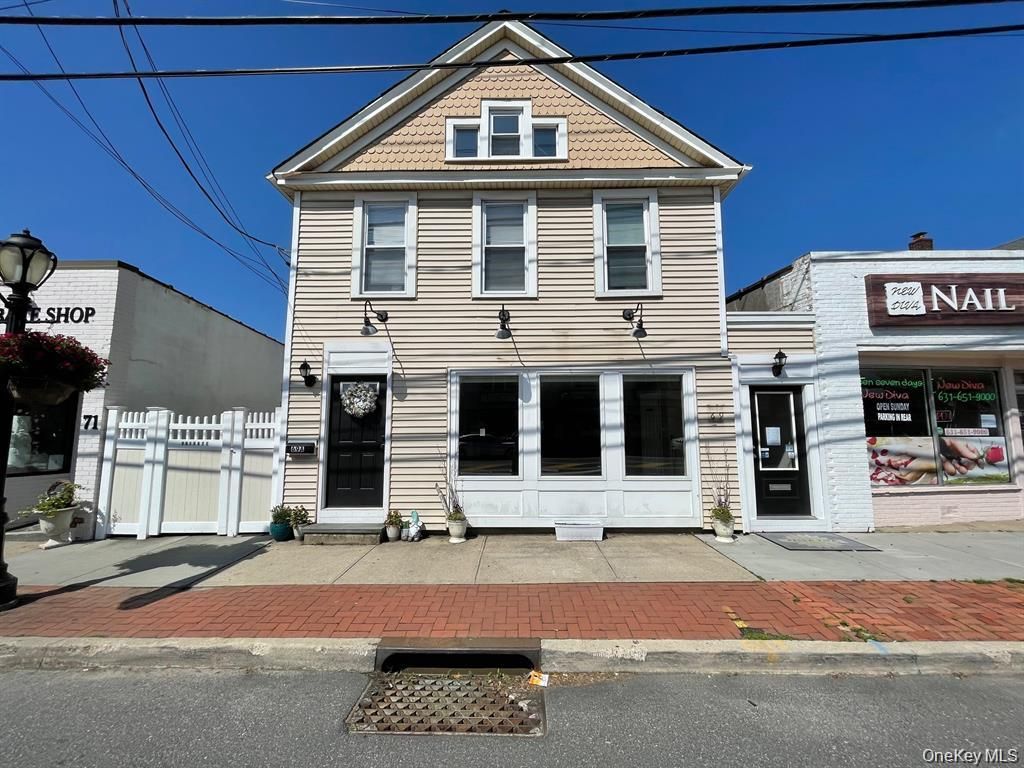 69 Broadway, Greenlawn, NY 11740 — exterior