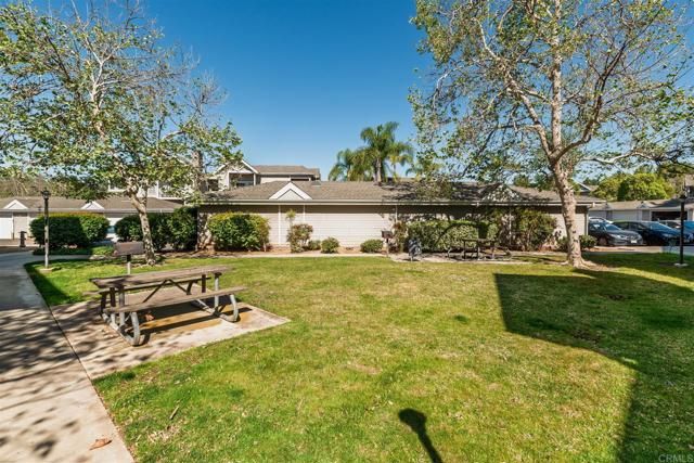 13716 Midland Rd, Poway, CA 92064