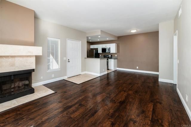 13716 Midland Rd, Poway, CA 92064