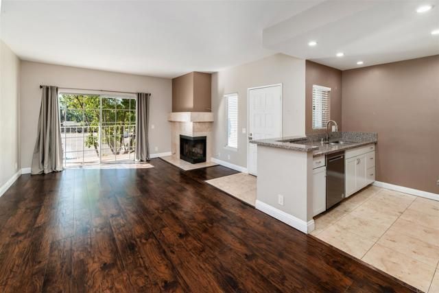 13716 Midland Rd, Poway, CA 92064