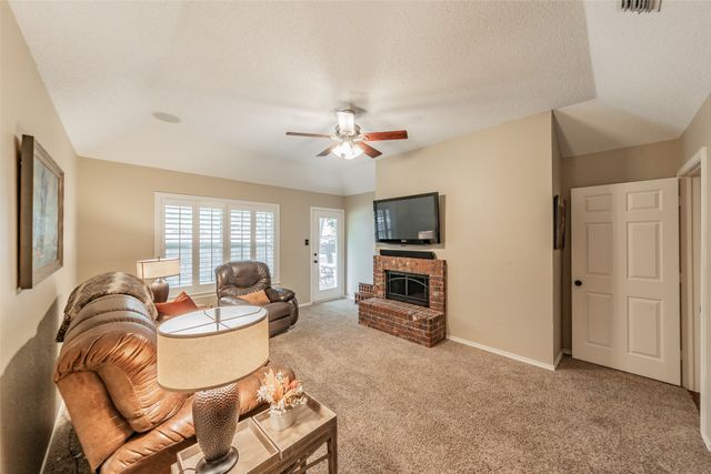 3317 Clearfield Drive, Grapevine, TX 76051