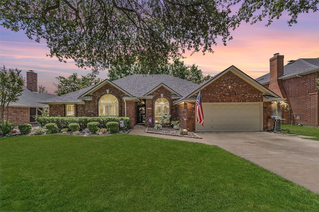 3317 Clearfield Drive, Grapevine, TX 76051