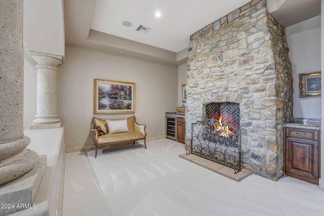 6519 E MALCOMB Drive, Paradise Valley, AZ 85253