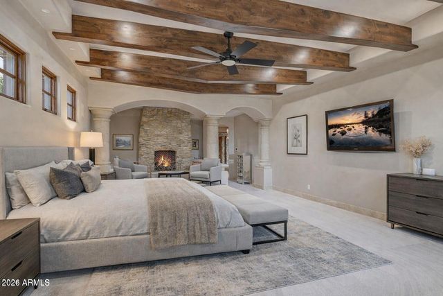 6519 E MALCOMB Drive, Paradise Valley, AZ 85253