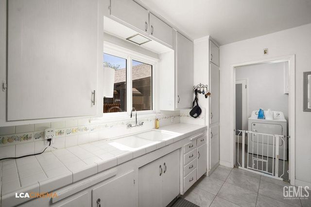 365 Faber Street, Shafter, CA 93263