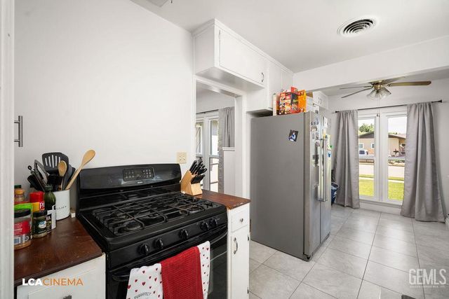 365 Faber Street, Shafter, CA 93263