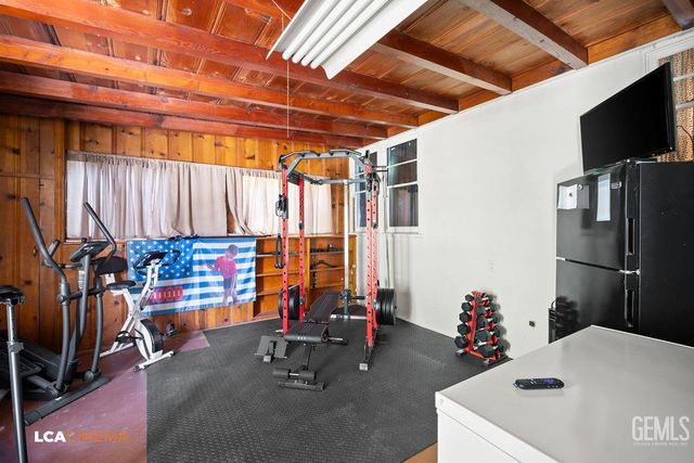 365 Faber Street, Shafter, CA 93263