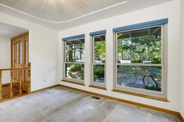 12104 Sunny Slope Dr, Nevada City, CA 95959