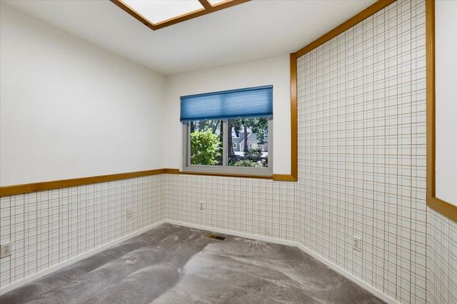 12104 Sunny Slope Dr, Nevada City, CA 95959