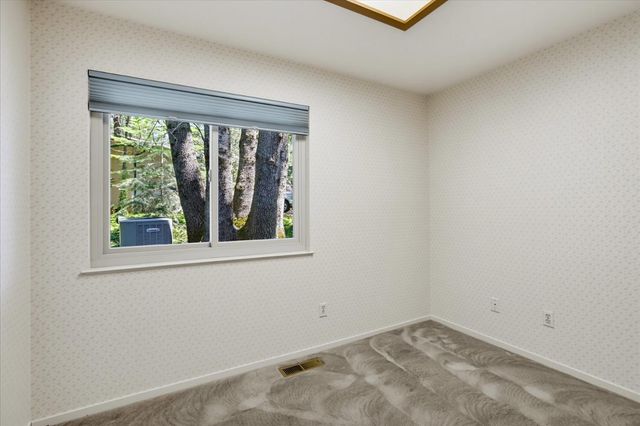 12104 Sunny Slope Dr, Nevada City, CA 95959