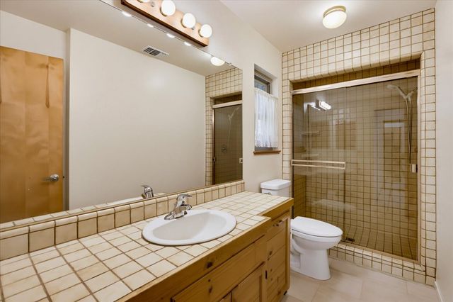 12104 Sunny Slope Dr, Nevada City, CA 95959