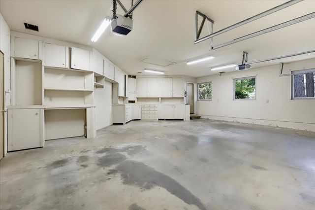12104 Sunny Slope Dr, Nevada City, CA 95959