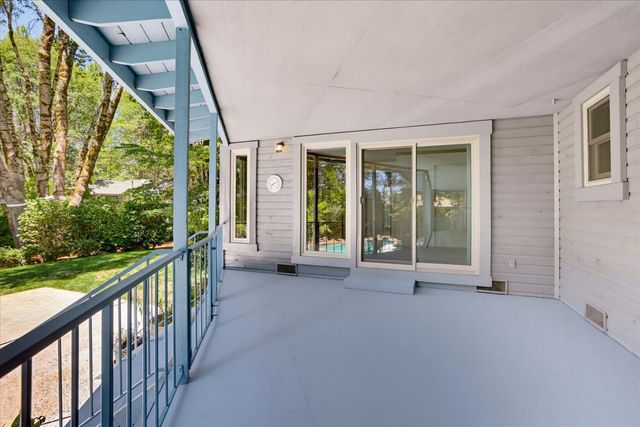 12104 Sunny Slope Dr, Nevada City, CA 95959