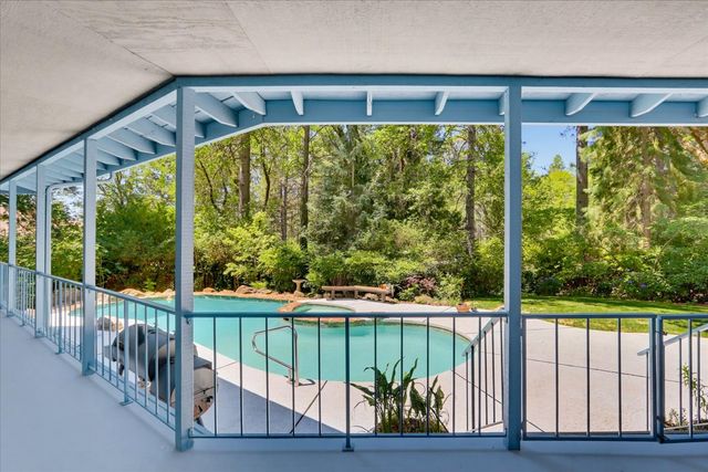 12104 Sunny Slope Dr, Nevada City, CA 95959