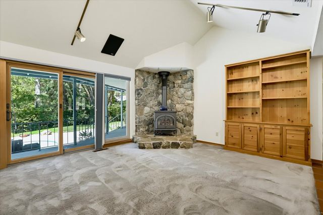 12104 Sunny Slope Dr, Nevada City, CA 95959