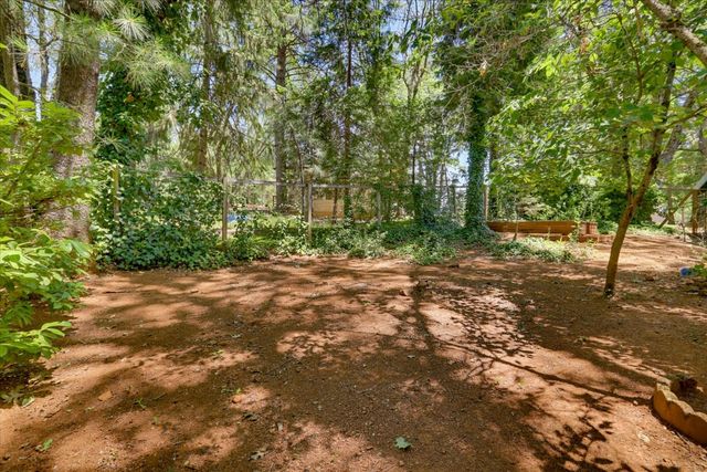 12104 Sunny Slope Dr, Nevada City, CA 95959