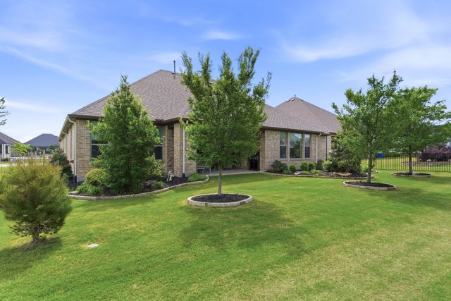 8704 Latite Lane, Denton, TX 76207