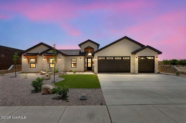 4598 Mesa Corta Drive, Las Cruces, NM 88011