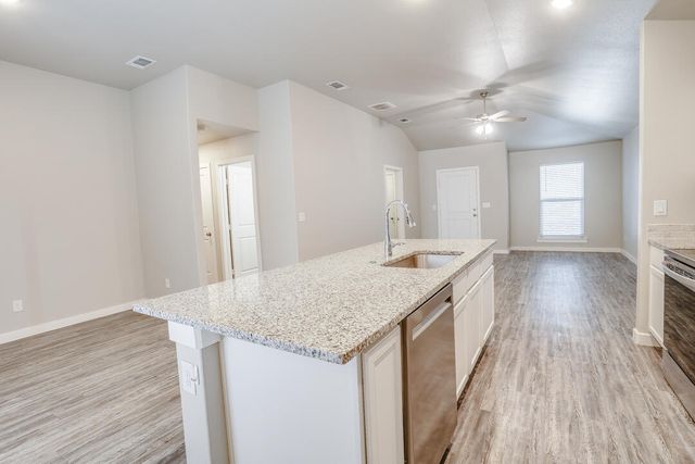 13704 Avenue Q, Lubbock, TX 79423