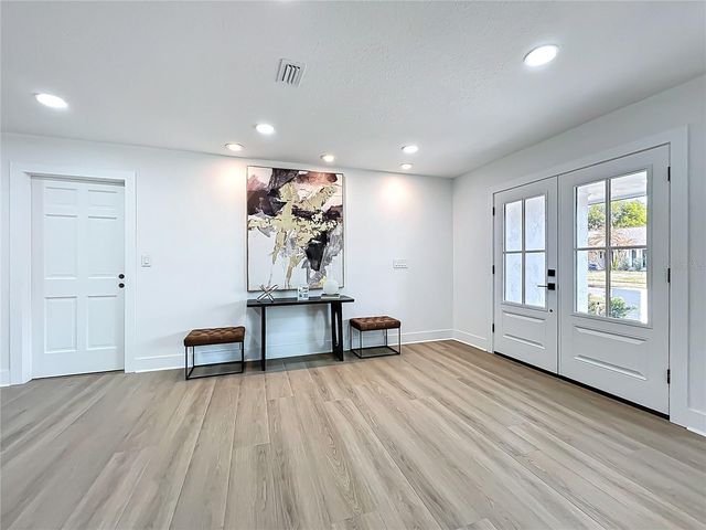 351 WHITE OAK CIRCLE, Maitland, FL 32751