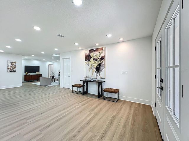 351 WHITE OAK CIRCLE, Maitland, FL 32751