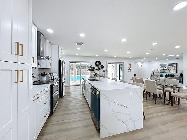 351 WHITE OAK CIRCLE, Maitland, FL 32751