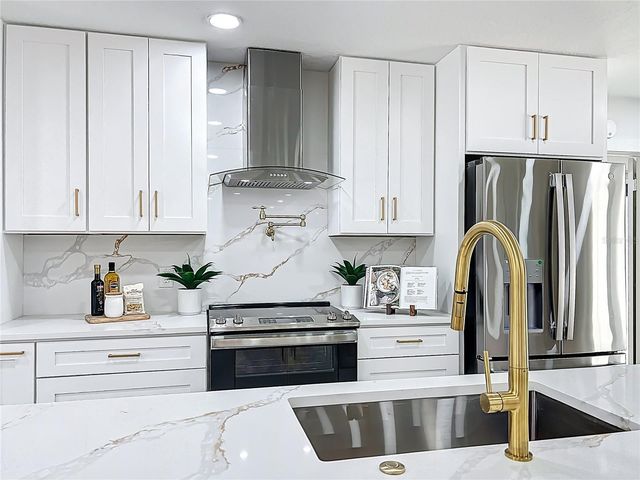 351 WHITE OAK CIRCLE, Maitland, FL 32751