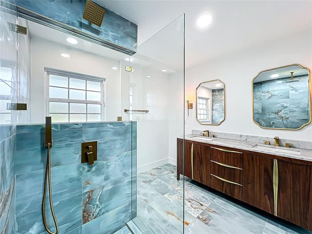 351 WHITE OAK CIRCLE, Maitland, FL 32751