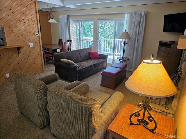 310 Canyon Crest, Lake Arrowhead, CA 92352