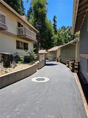 310 Canyon Crest, Lake Arrowhead, CA 92352