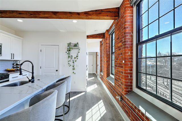 50 Ashburton Street 14, Providence, RI 02904