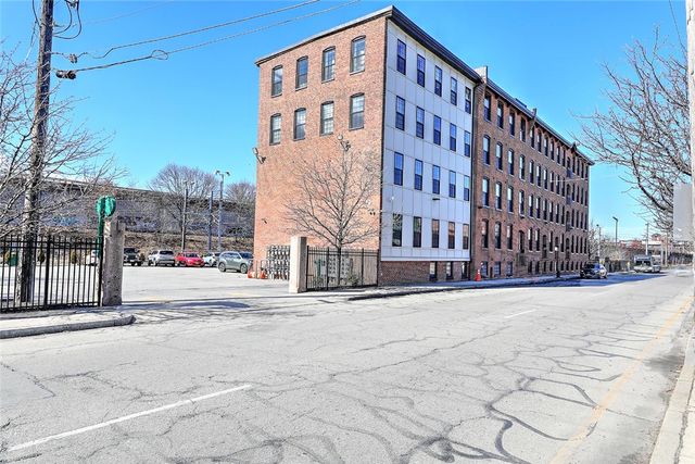 50 Ashburton Street 14, Providence, RI 02904