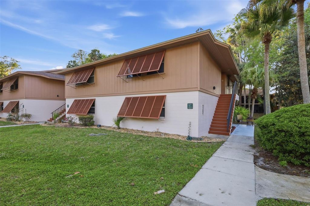 100 SWEETGUM WOODS COURT 9B, Deltona, FL 32725