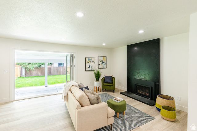 1578 E DELAWARE LN, Holladay, UT 84117