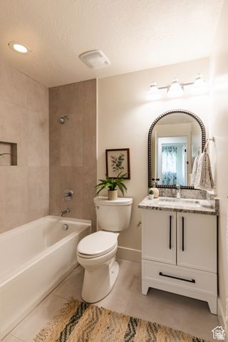 1578 E DELAWARE LN, Holladay, UT 84117