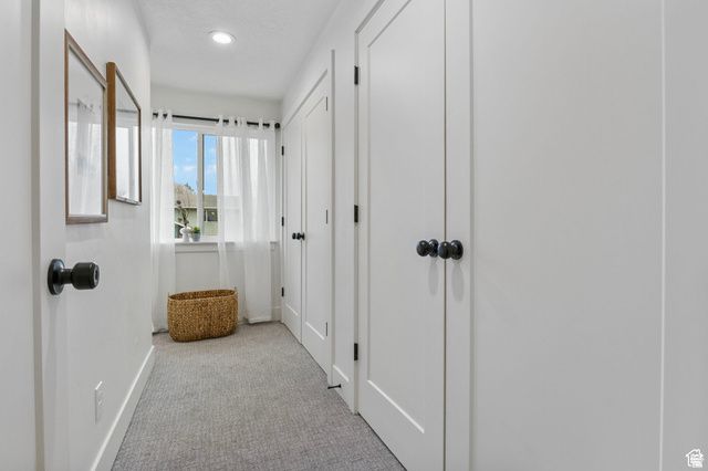 1578 E DELAWARE LN, Holladay, UT 84117