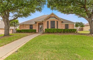 135 Paige Lane, Forney, TX 75126