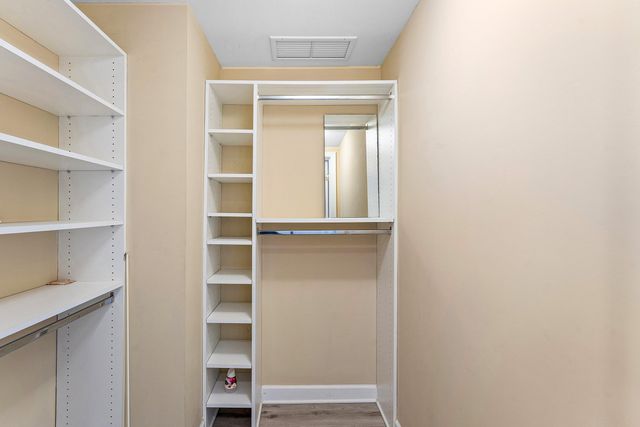 2640 Lake Shore Drive 614, Riviera Beach, FL 33404