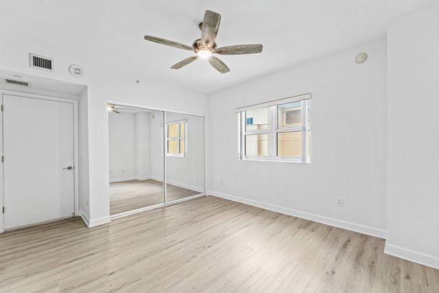 2640 Lake Shore Drive 614, Riviera Beach, FL 33404