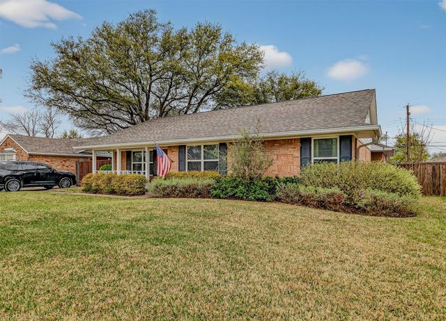 9919 Lakemere Drive, Dallas, TX 75238