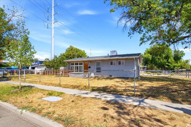 1350 W 1000 N, Salt Lake City, UT 84116