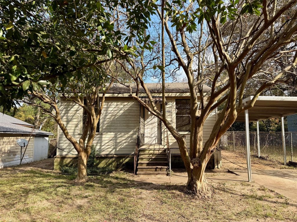 5923 Henderson Avenue, Shreveport, LA 71106