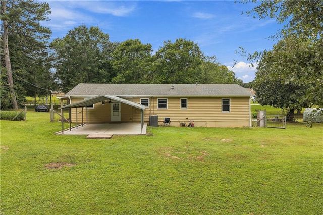 1639 Flowery Branch Road, Auburn, GA 30011