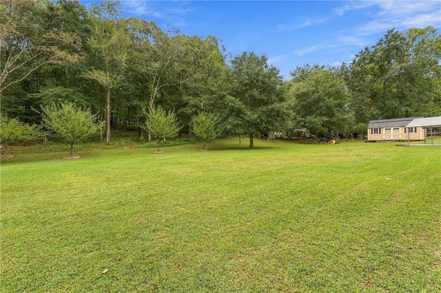 1639 Flowery Branch Road, Auburn, GA 30011