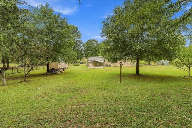 1639 Flowery Branch Road, Auburn, GA 30011