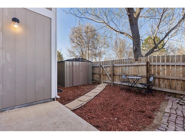 1603 Longbow Ct, Lafayette, CO 80026